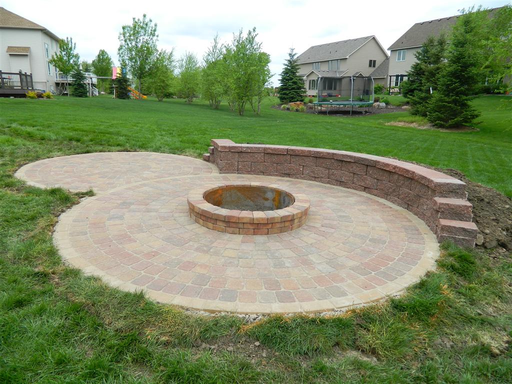 Evermoor Landscape contractor Devine Design Hardscapes
