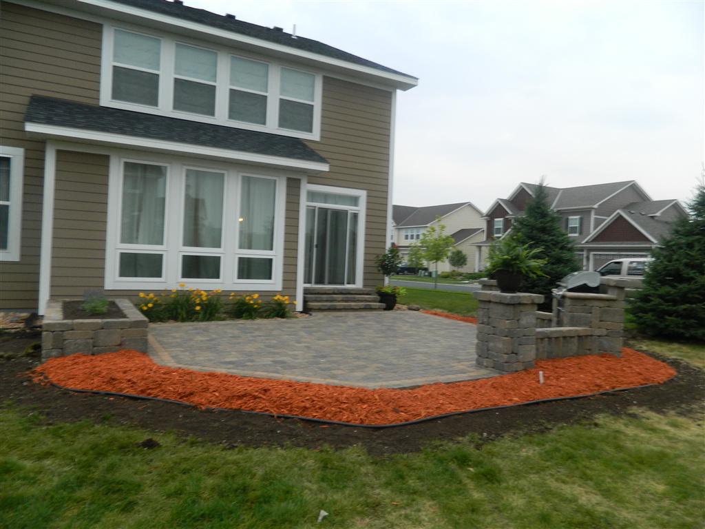Evermoor Landscape contractor Devine Design Hardscapes