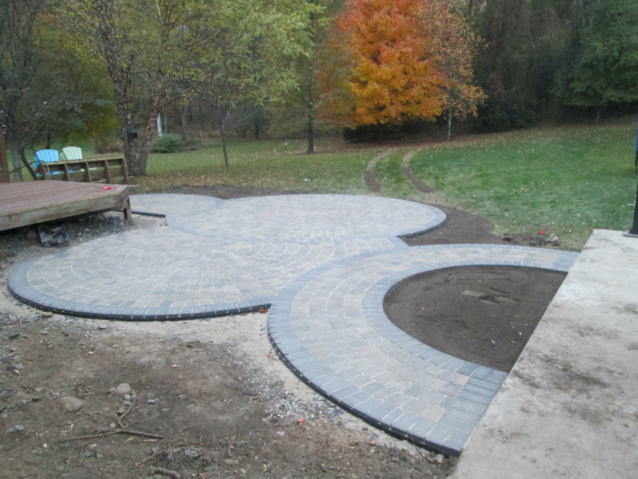Landscape contractor Eagan, MN Devine Design Hardscapes