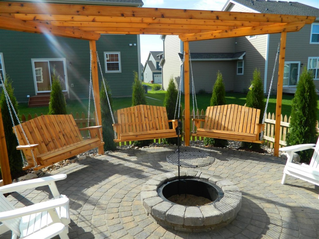 Fire pit with swings